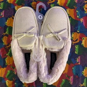 Seranoma Women’s Slippers Size 39/8. NEW